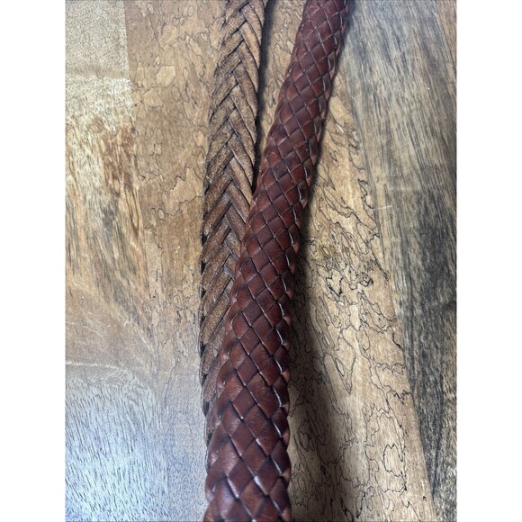 Eddie Bauer Classic Braided Leather Brown Belt Size Medium Solid Brass Buckle - Picture 5 of 5